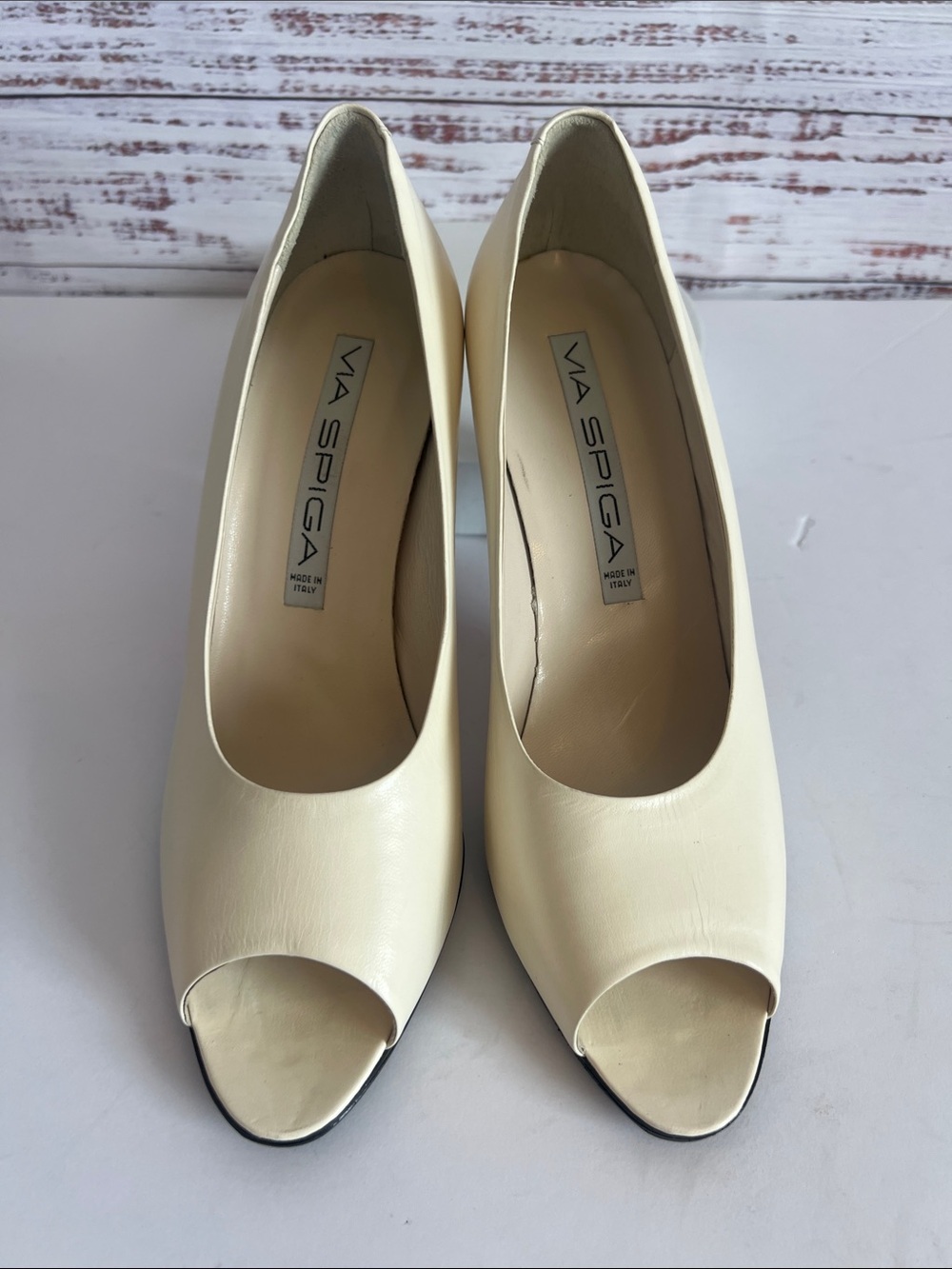 VIA SPIGA CREAM WHITE OPEN TOE WOMENS HEELS SIZE 7 1/2 B - Picture 2 of 10